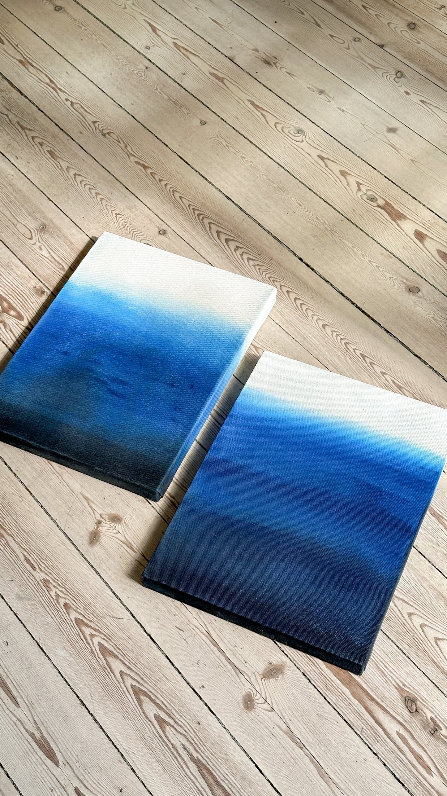 The Depth Between - 30x40 cm