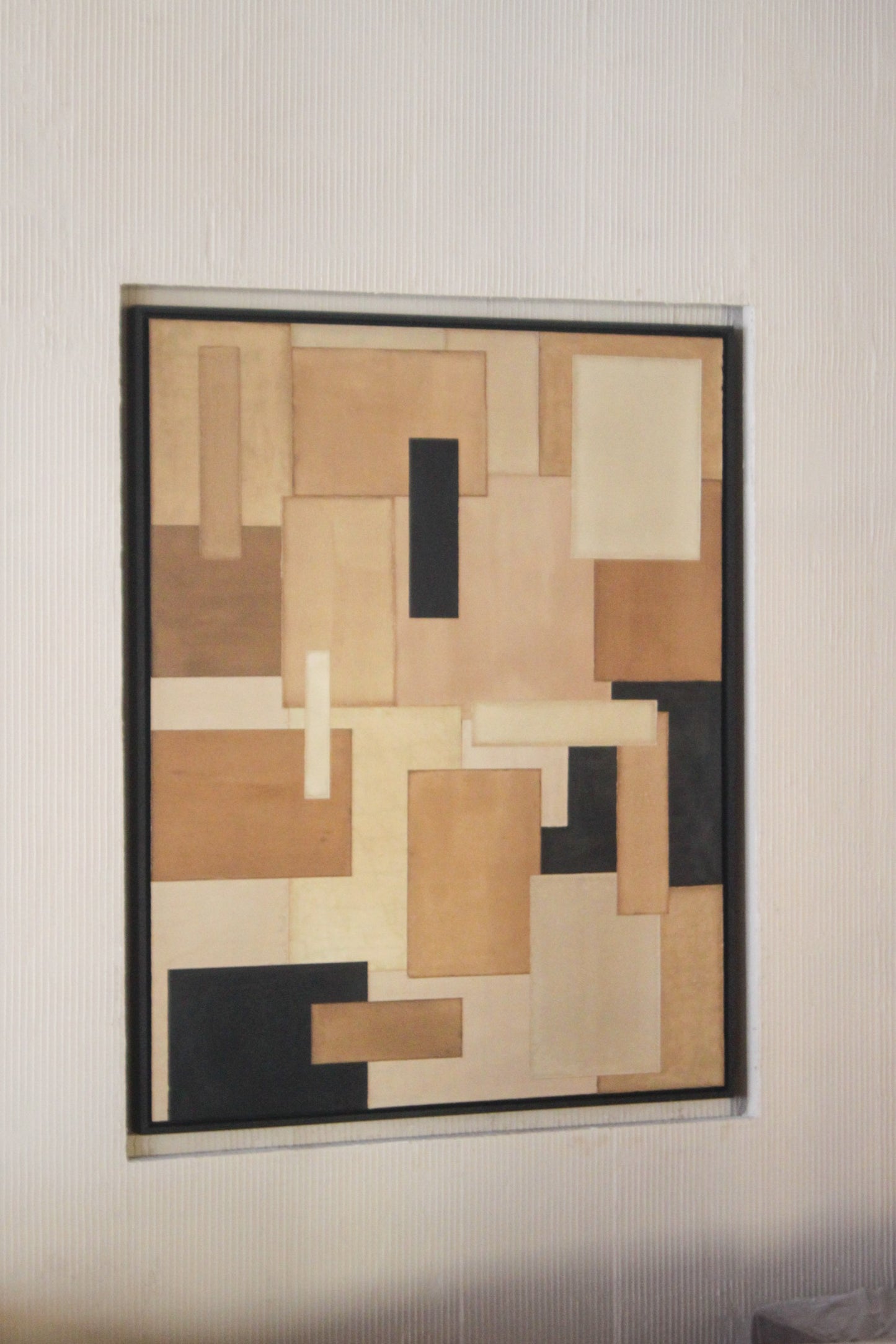 DIMENSIONS - 114x92 cm